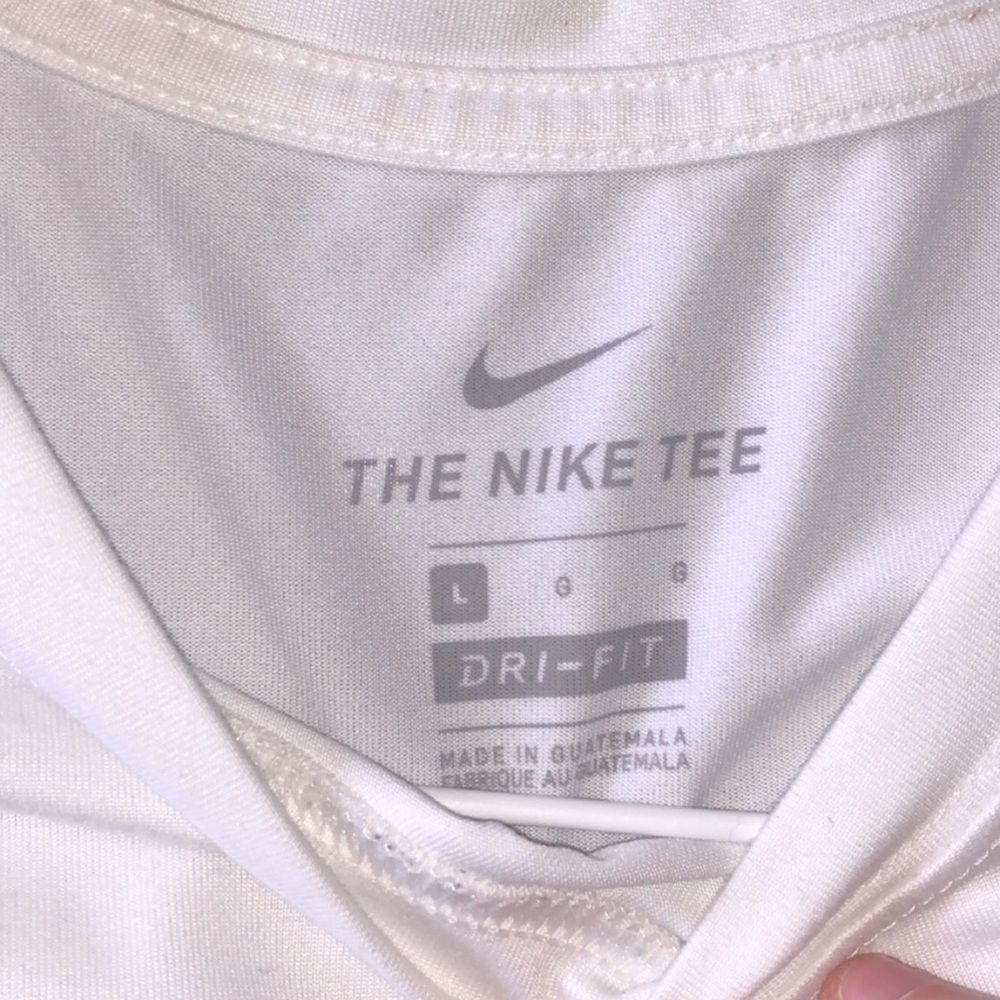 Nike - Picture 3 of 3